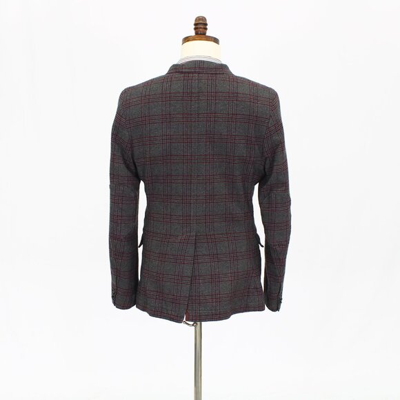 Banana Republic Gray and Red Plaid Blazer - Picture 7 of 11